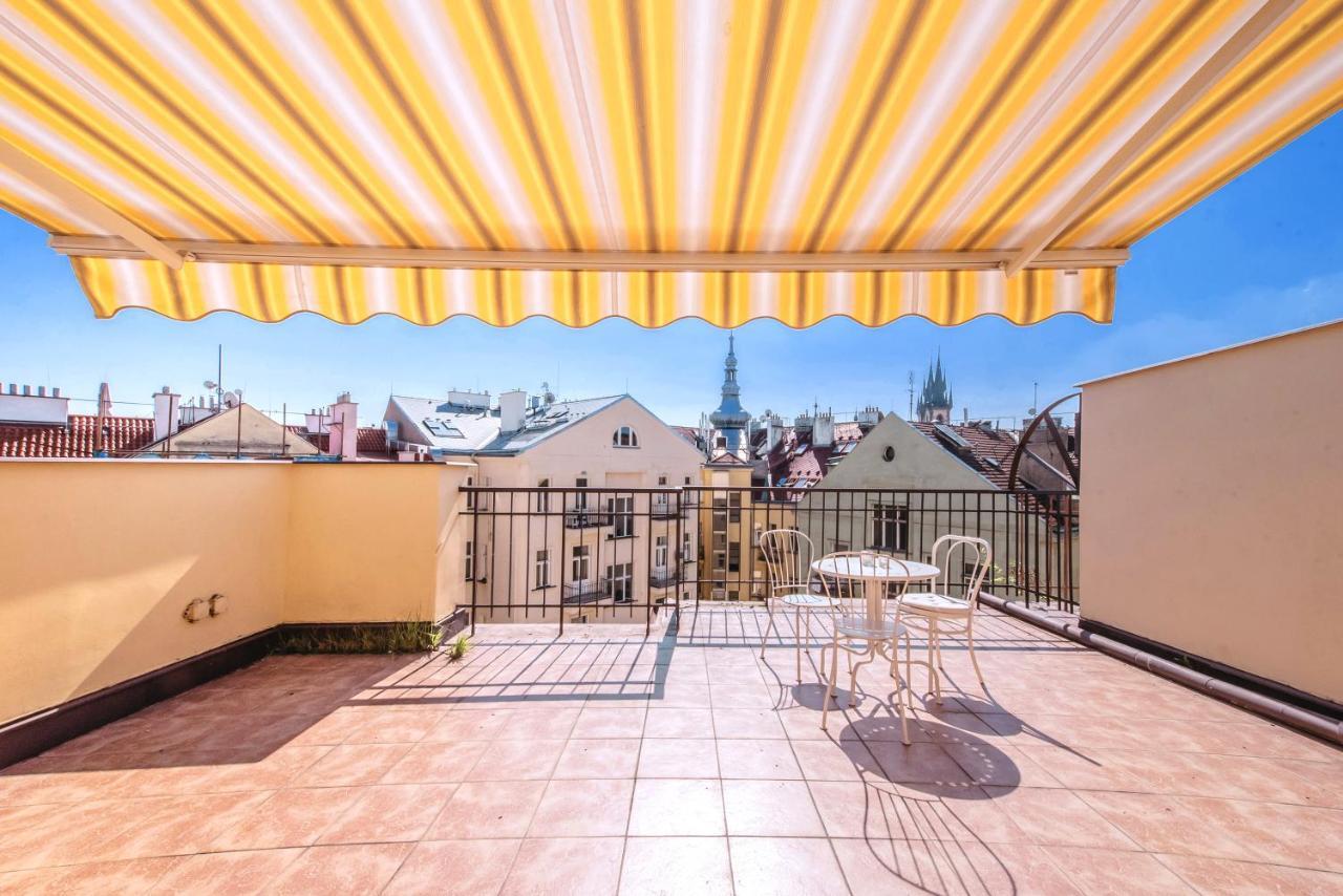 Apartments Vezenska Prague Exterior photo